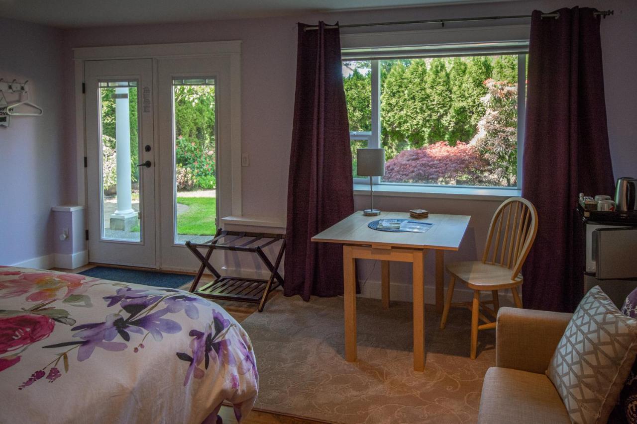 Kye Bay Bnb - A Place To Breathe Comox Exterior foto